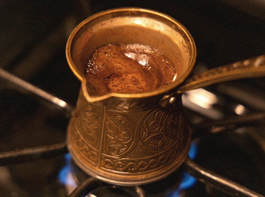 Turkse koffie maken: Bereidingswijze en tips